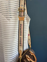 Lade das Bild in den Galerie-Viewer, LOUIS VUITTON SPEEDY 20 MIT SCHULTERRIEMEN
