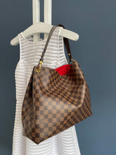 Lade das Bild in den Galerie-Viewer, LOUIS VUITTON GRACEFUL MM
