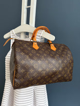Lade das Bild in den Galerie-Viewer, LOUIS VUITTON SPEEDY 35
