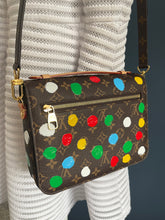 Lade das Bild in den Galerie-Viewer, LOUIS VUITTON MÉTIS YAYOI KUSAMA DOTS
