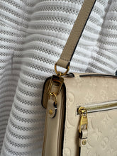 Lade das Bild in den Galerie-Viewer, LOUIS VUITTON MÉTIS CRÉME EMPREINTE

