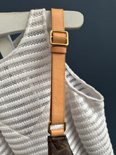 Lade das Bild in den Galerie-Viewer, LOUIS VUITTON BUMBAG

