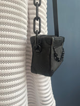 Lade das Bild in den Galerie-Viewer, LOUIS VUITTON MINI SOFT TRUNK
