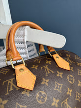 Lade das Bild in den Galerie-Viewer, LOUIS VUITTON SPEEDY 25
