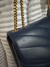 Lade das Bild in den Galerie-Viewer, YSL LOULOU SMALL
