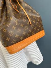 Lade das Bild in den Galerie-Viewer, LOUIS VUITTON NOÉ GRANDE
