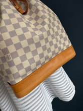 Lade das Bild in den Galerie-Viewer, LOUIS VUITTON NOÉ GRANDE
