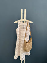 Lade das Bild in den Galerie-Viewer, LOUIS VUITTON LOOP HOBO EMPREINTE
