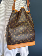 Lade das Bild in den Galerie-Viewer, LOUIS VUITTON NOÉ GRANDE
