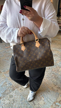 Lade das Bild in den Galerie-Viewer, LOUIS VUITTON SPEEDY 30
