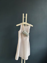 Lade das Bild in den Galerie-Viewer, CHANEL 2.55 GÜRTELTASCHE
