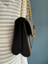 Lade das Bild in den Galerie-Viewer, LOUIS VUITTON VICTOIRE
