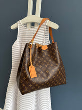 Lade das Bild in den Galerie-Viewer, LOUIS VUITTON GRACEFUL MM
