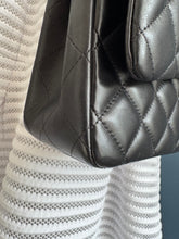 Lade das Bild in den Galerie-Viewer, CHANEL DOUBLE FLAP MAXI
