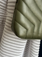 Lade das Bild in den Galerie-Viewer, YSL LOULOU SMALL
