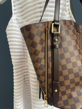 Lade das Bild in den Galerie-Viewer, LOUIS VUITTON RIVINGTON
