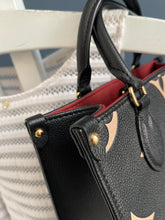 Lade das Bild in den Galerie-Viewer, LOUIS VUITTON ONTHEGO PM BICOLOR
