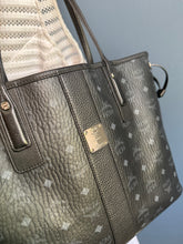 Lade das Bild in den Galerie-Viewer, MCM LIZ SHOPPER MEDIUM
