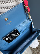Lade das Bild in den Galerie-Viewer, CHANEL RIBBON LONG WOC
