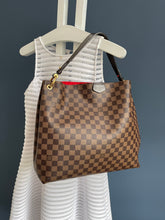 Lade das Bild in den Galerie-Viewer, LOUIS VUITTON GRACEFUL MM
