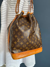 Lade das Bild in den Galerie-Viewer, LOUIS VUITTON NOÉ GRANDE

