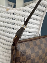 Lade das Bild in den Galerie-Viewer, LOUIS VUITTON POCHETTE
