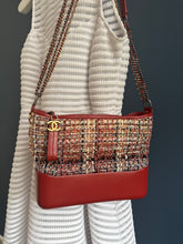 Lade das Bild in den Galerie-Viewer, CHANEL GABRIELLE
