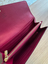 Lade das Bild in den Galerie-Viewer, LOUIS VUITTON SARAH
