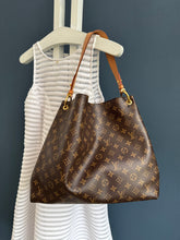 Lade das Bild in den Galerie-Viewer, LOUIS VUITTON GRACEFUL MM
