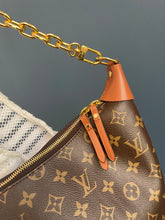 Lade das Bild in den Galerie-Viewer, LOUIS VUITTON LOOP HOBO
