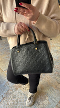 Lade das Bild in den Galerie-Viewer, LOUIS VUITTON MONTAIGNE
