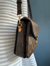 Lade das Bild in den Galerie-Viewer, LOUIS VUITTON MÉTIS

