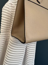 Lade das Bild in den Galerie-Viewer, LOUIS VUITTON CITY STEAMER
