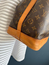 Lade das Bild in den Galerie-Viewer, LOUIS VUITTON NOÉ GRANDE
