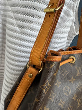 Lade das Bild in den Galerie-Viewer, LOUIS VUITTON NOÉ GRANDE
