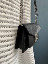 Lade das Bild in den Galerie-Viewer, MCM CROSSBODY/ GÜRTELTASCHE
