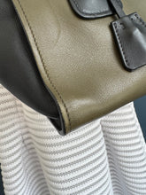 Lade das Bild in den Galerie-Viewer, PRADA GLACE
