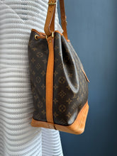 Lade das Bild in den Galerie-Viewer, LOUIS VUITTON NOÉ GRANDE
