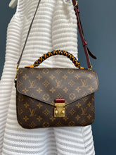 Lade das Bild in den Galerie-Viewer, LOUIS VUITTON MÉTIS
