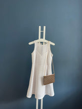 Lade das Bild in den Galerie-Viewer, LOUIS VUITTON CLUTCH
