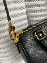 Lade das Bild in den Galerie-Viewer, LOUIS VUITTON NANO SPEEDY
