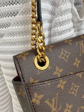 Lade das Bild in den Galerie-Viewer, LOUIS VUITTON PASSY
