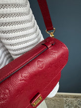 Lade das Bild in den Galerie-Viewer, LOUIS VUITTON MÉTIS EMPREINTE
