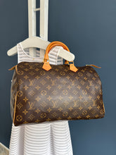 Lade das Bild in den Galerie-Viewer, LOUIS VUITTON SPEEDY 35
