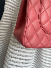Lade das Bild in den Galerie-Viewer, CHANEL DOUBLE FLAP JUMBO
