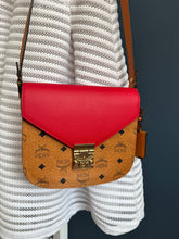 Lade das Bild in den Galerie-Viewer, MCM PATRICIA
