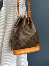 Lade das Bild in den Galerie-Viewer, LOUIS VUITTON NOÉ GRANDE
