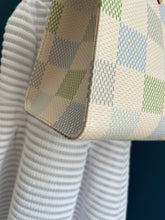 Lade das Bild in den Galerie-Viewer, LOUIS VUITTON ONTHEGO MM
