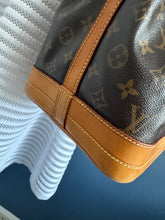 Lade das Bild in den Galerie-Viewer, LOUIS VUITTON NOÉ GRANDE
