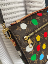 Lade das Bild in den Galerie-Viewer, LOUIS VUITTON MÉTIS YAYOI KUSAMA DOTS
